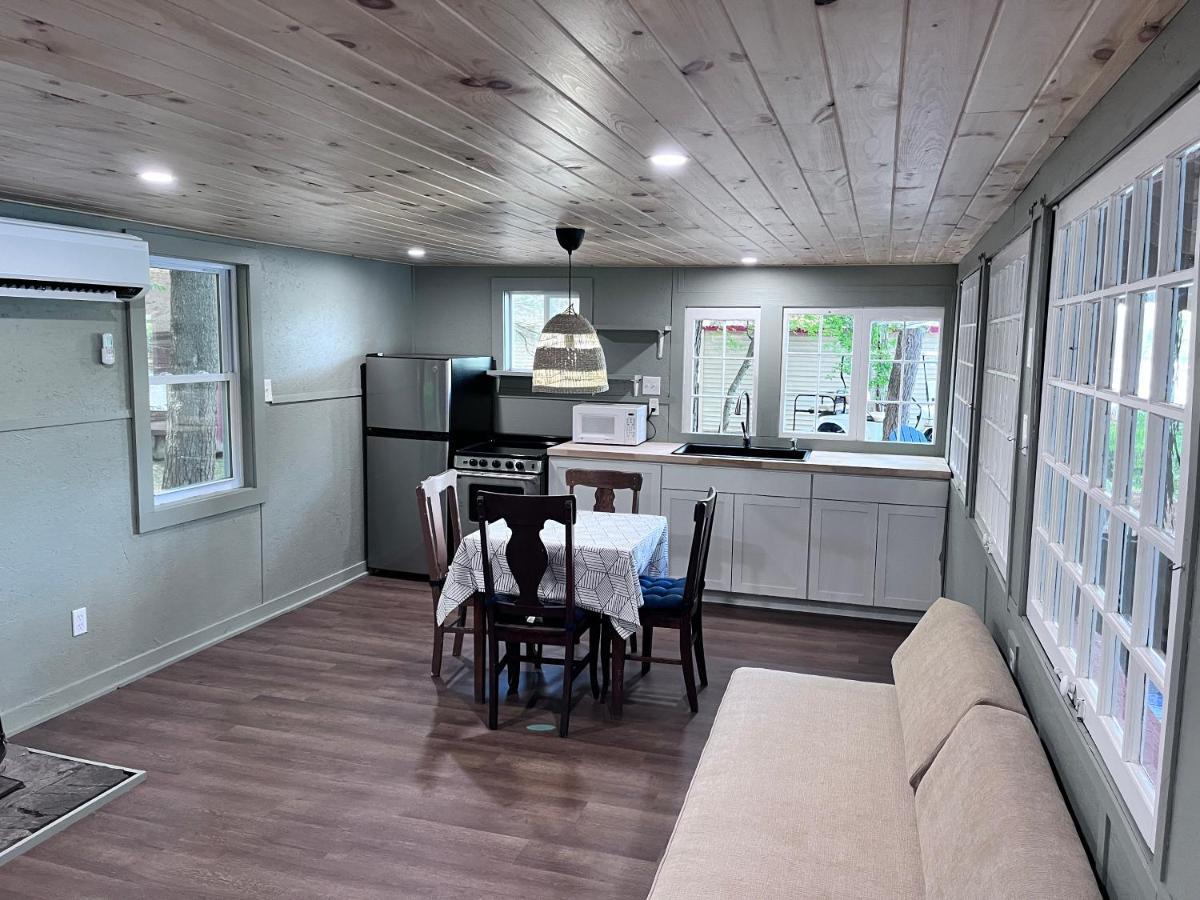 Camp Hudson Pines Villa Corinth Luaran gambar